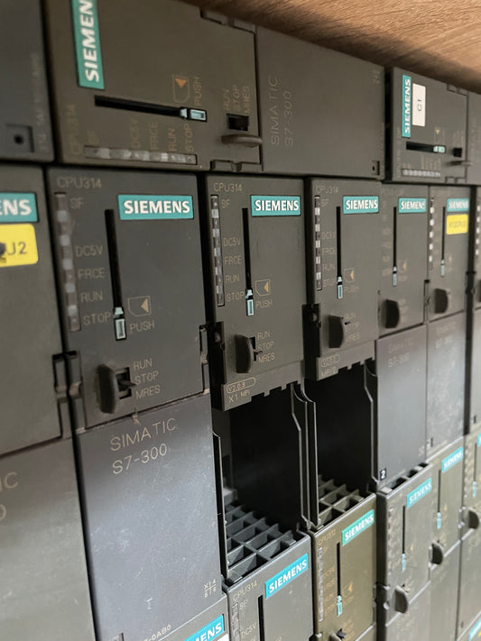 S7-300 siemens la gamme complète est disponible (plc / modules / alimentation)