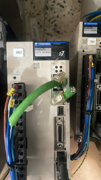 Servo Drive YASKAWA SGD7s
